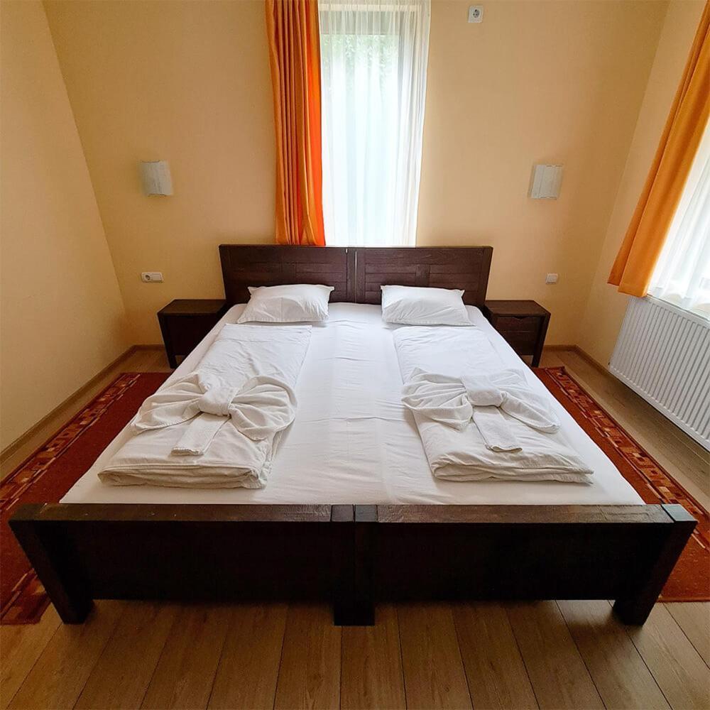 Family Hotel Chiflik Hills Zimmer foto